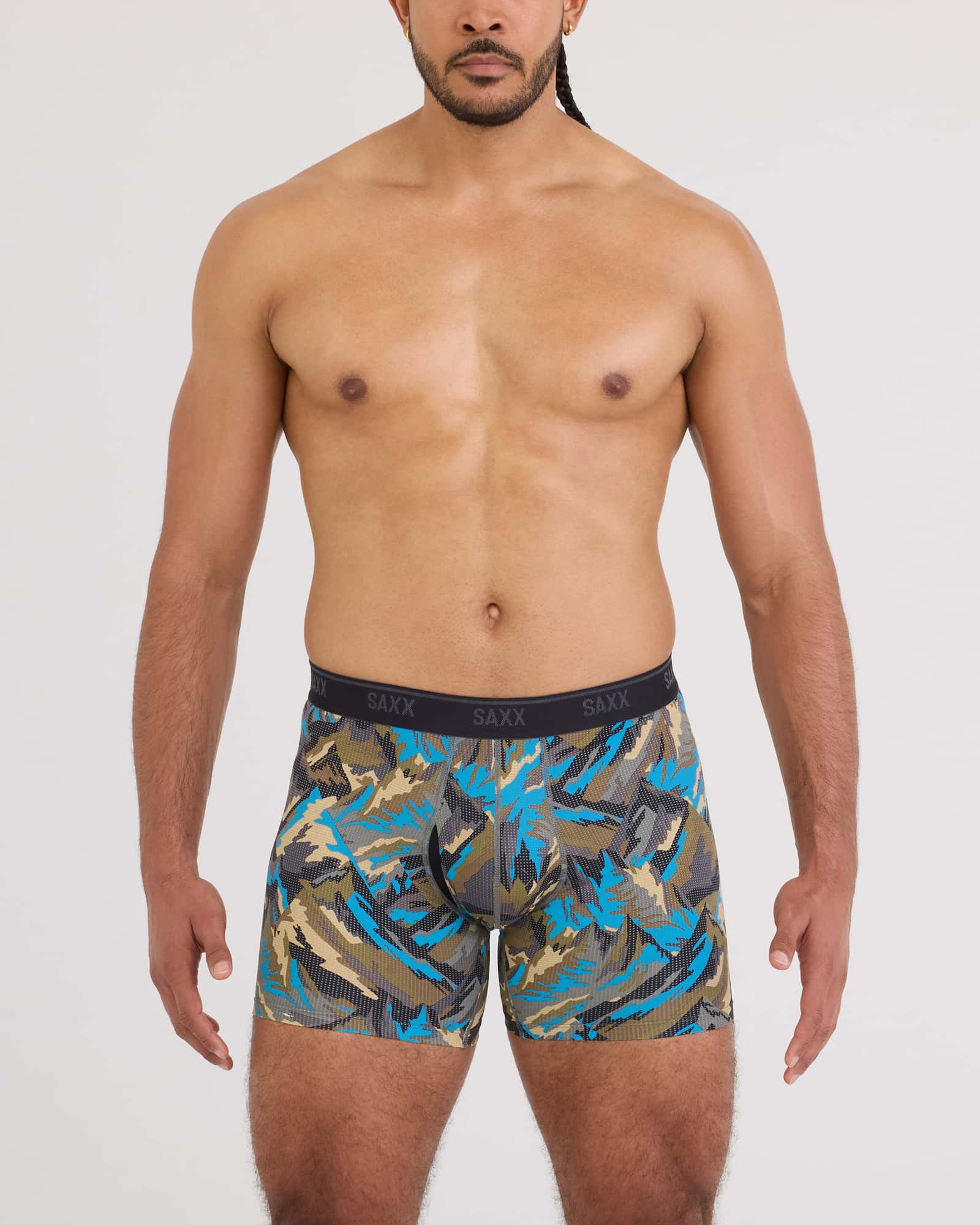 Front - Model wearing Quest Quick-Dry Mesh Boxer Brief Fly in Prism Peaks-Cargo Grey